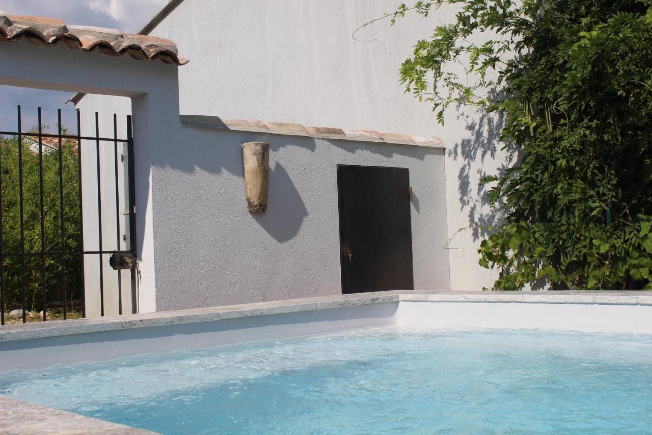 ナン・レ・パン Chez Elles En Provenceヴィラ エクステリア 写真